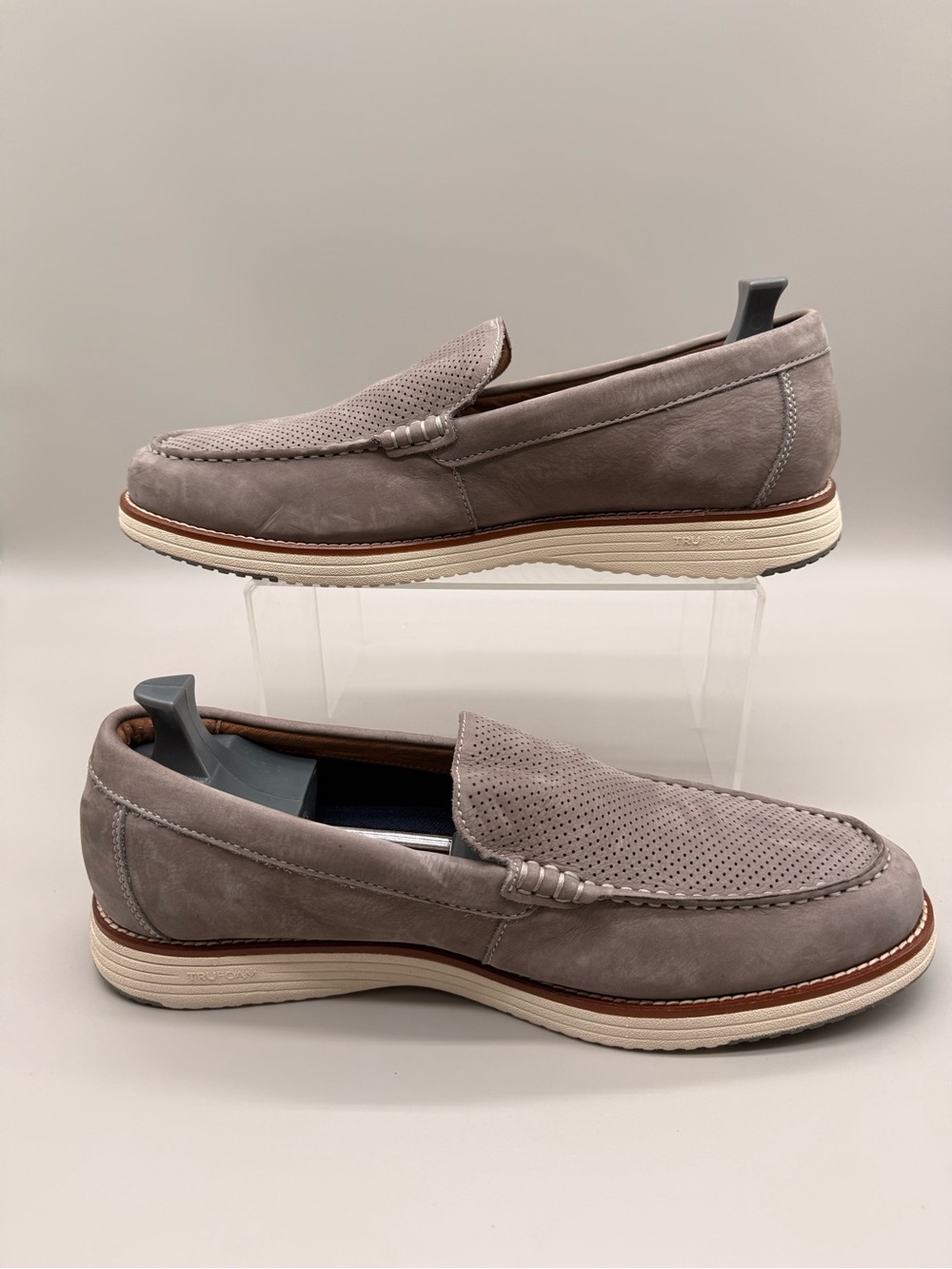 Johnston & Murphy Men’s Gray Nubuck Trufoam Hodges Loafers Sz 13, 59-4237